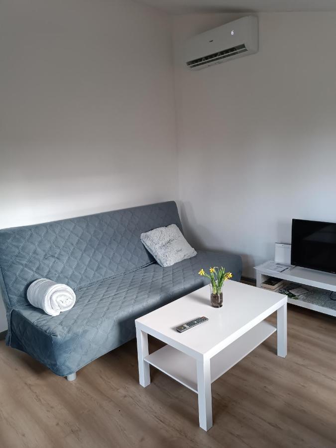 Rykowisko - Domki Caloroczne Nad Jeziorem I Rzeka Szczecinek Exterior photo